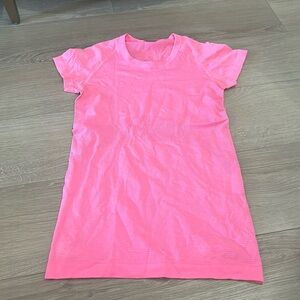 Pink lululemon swiftly tech tshirt